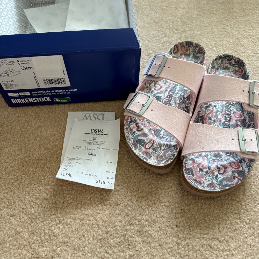 Birkenstock women’s Arizona BS light rose size 39 (8-8.5) brand new never worn